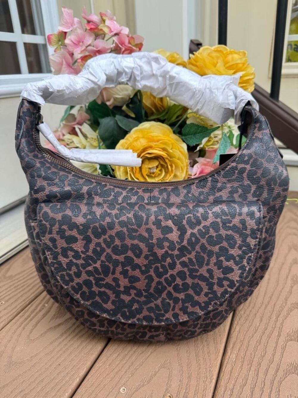 $228 - NWT FRYE Maddie leopard Leather Saddle Bag (pu3000
